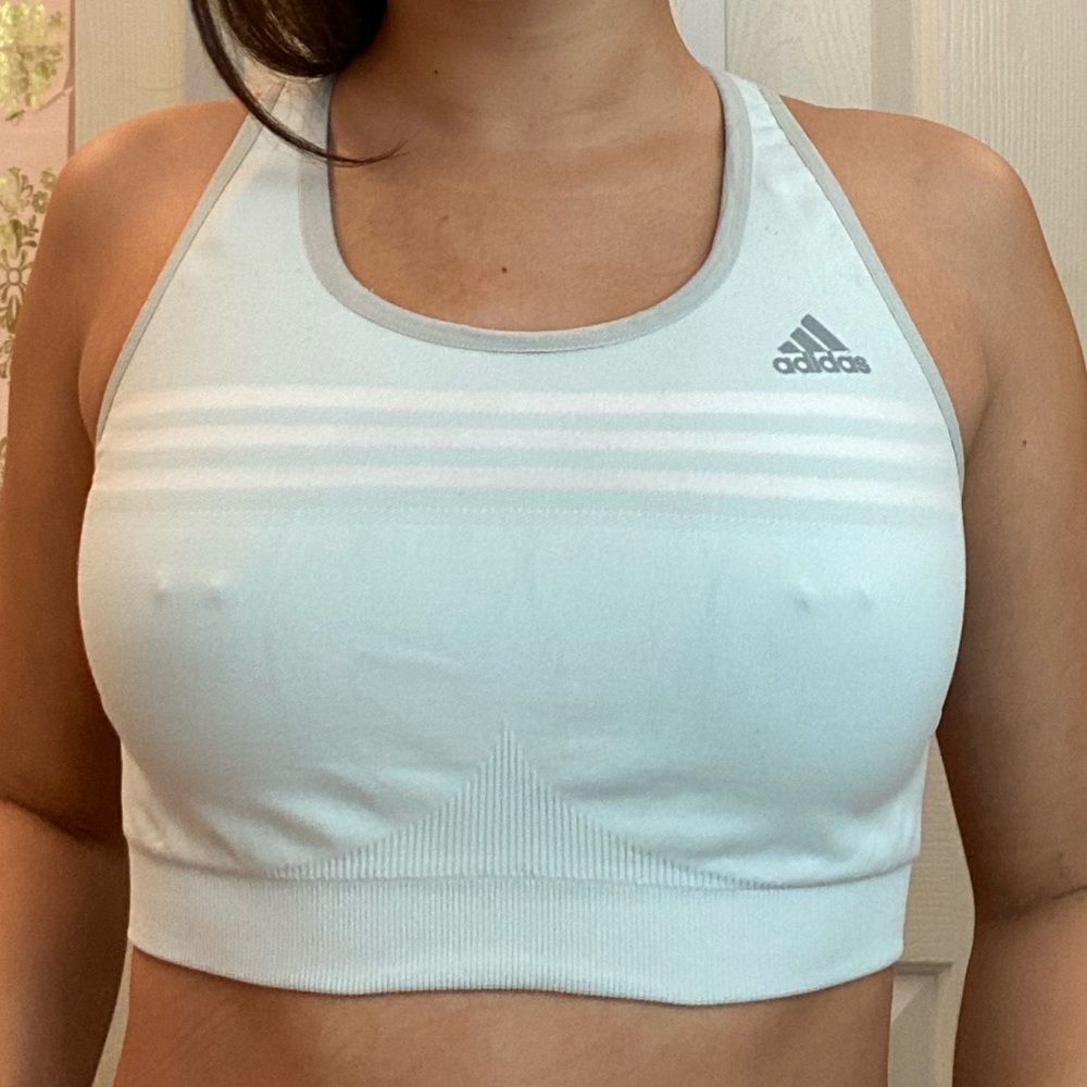 Adidas Mint Sports Bra 🧚🏼‍♀️